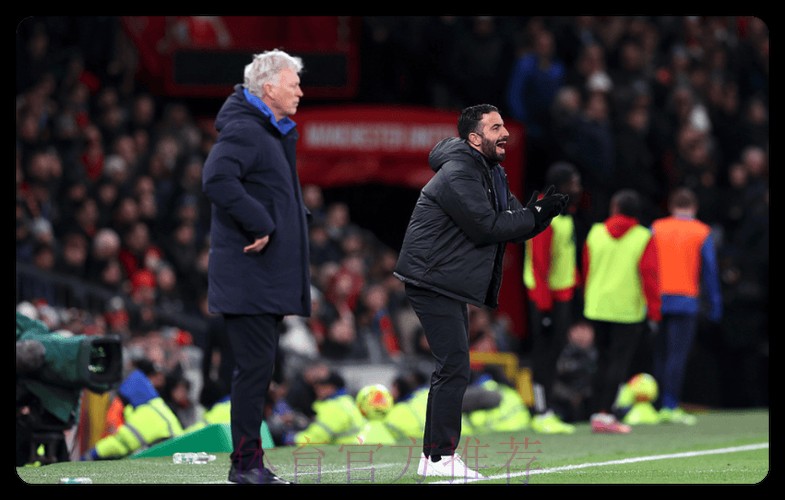 40岁阿莫林蹲地捂脸！执教曼联1周年+输球率近5成 怒批全队：糟糕